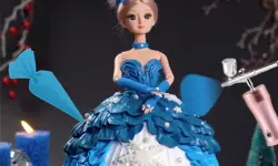 Icing On Doll Cake image