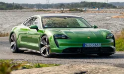 Porsche Taycan Slide image